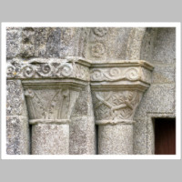 Capiteles de la fachada principal, Photo by anabelnikolai on Flickr.jpg